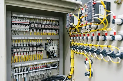 Elekmar - elektryk 24/7 Naprawy elktryczne , Instalacje elektryczne , Montaż Naprawa